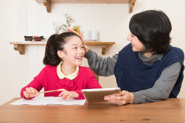 自宅で学べるプログラミング学習アプリ 教材 15セレクト こどもプログラミング教室 小学生向け 渋谷駅 ファミプロ